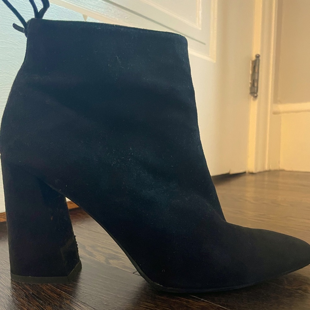 Stuart Weitzman Elegant Black Women's Ankle Boots